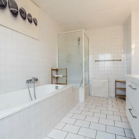 Ferienhaus Koln-sud Mit Terrasse Und Garten - #120508 Holiday home